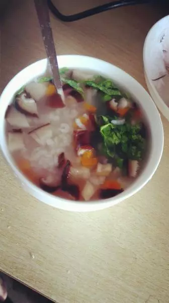 生菜胡萝卜香菇粥(减肥)
