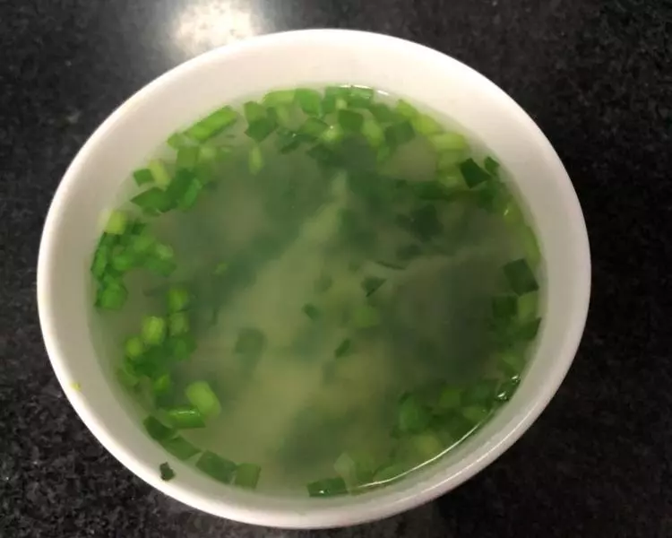 韭菜土豆絲湯