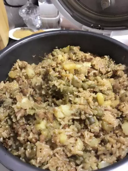 豆角焖饭