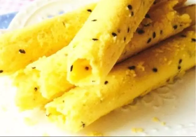 懒人不用出家门买食材就能做的美味零食—芝麻鸡蛋卷