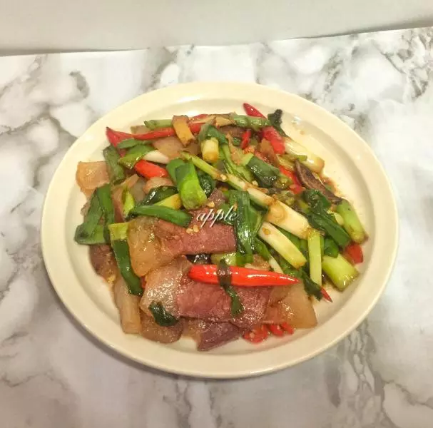 大蒜炒臘肉