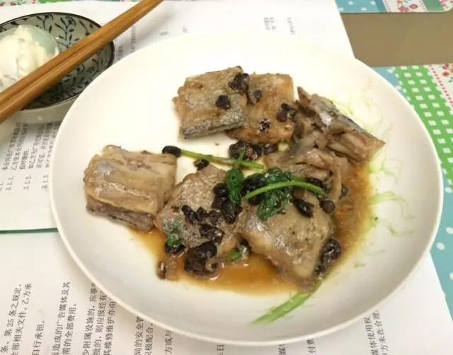 豆豉半煎煮帶魚