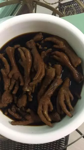 酱香鸡脚