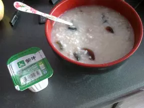 皮蛋瘦肉粥