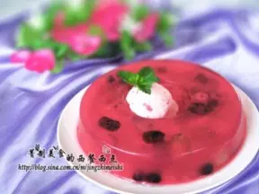 鲜莓果冻