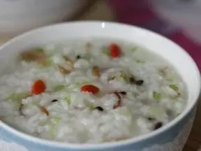 虾米菇芹菜粥