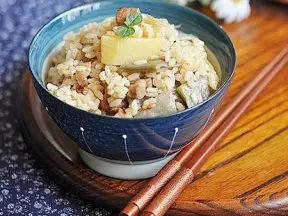 土豆豆角燜飯