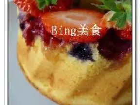 草莓翻转海绵蛋糕upside-down berry sponge