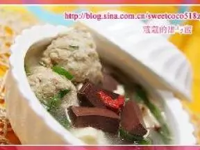 血豆腐肉丸湯