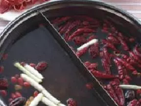 蒙古养生红白锅