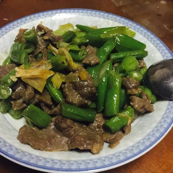 四季豆大葱炒牛肉