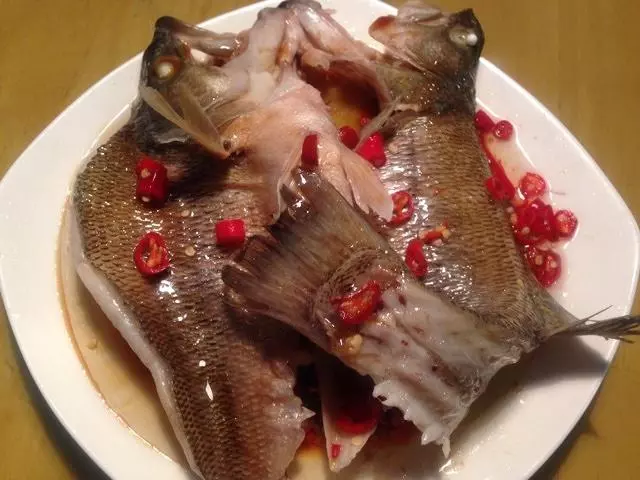 清蒸鱸魚