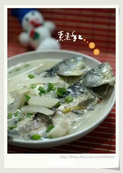 酸蘿蔔鯽魚湯