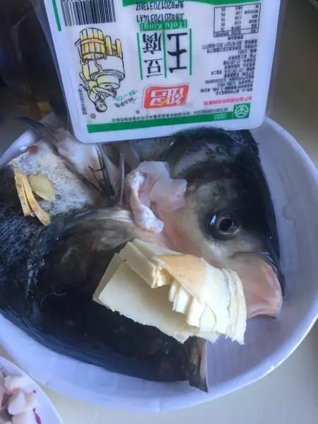 魚頭豆腐湯