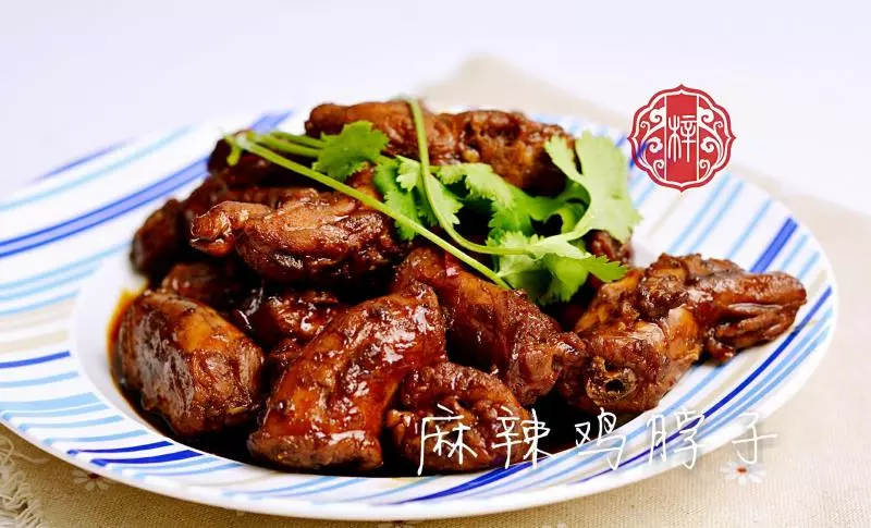 麻辣鸡脖子