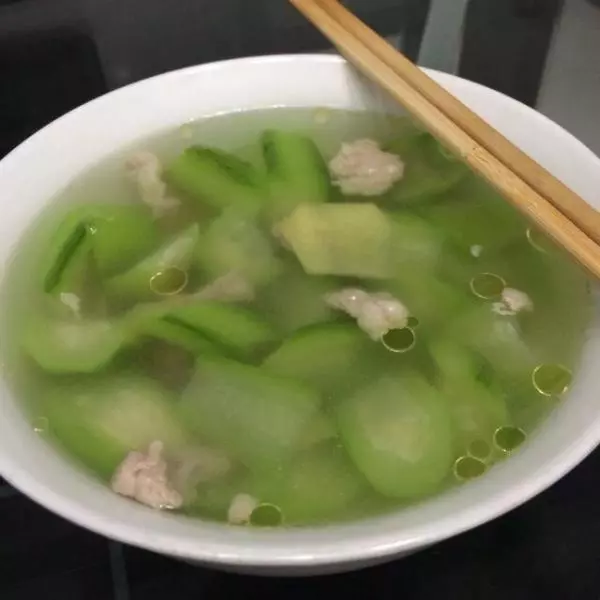 丝瓜肉片汤