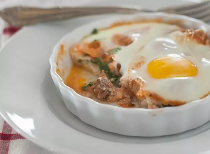 意式香肠蛋盅 Oeufs En Cocotte (Paleo+Gluten Free)