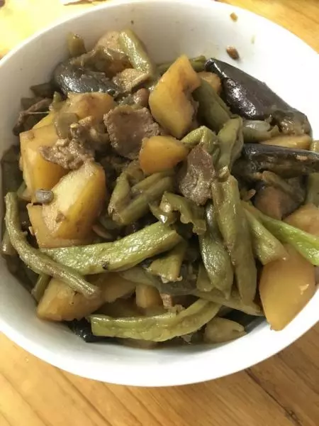 土豆茄子豆角一锅炖