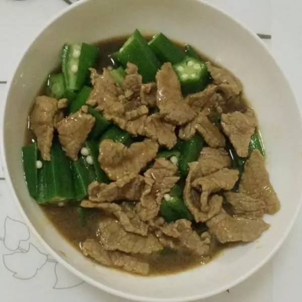 秋葵炒牛肉