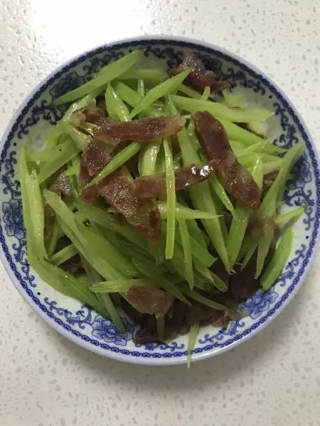 香芹炒臘腸