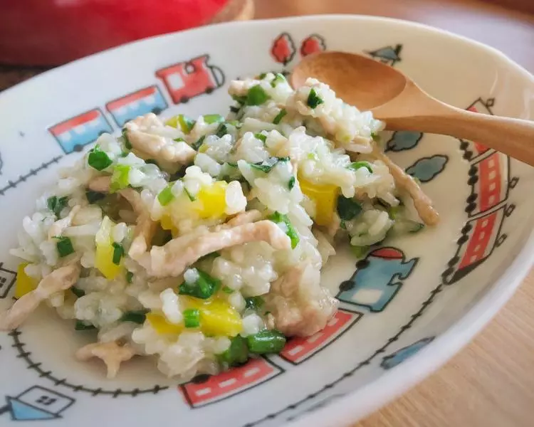 寶寶食譜——菠菜肉絲燜飯