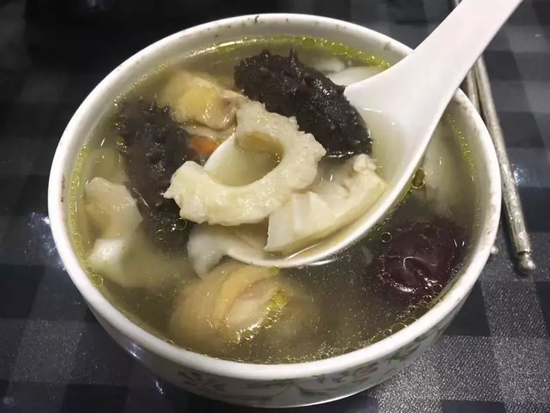 花膠椰子雞