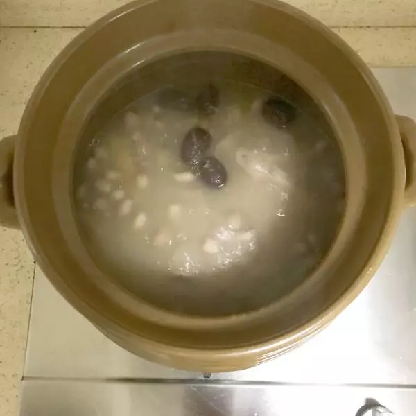 雞腳眉豆湯