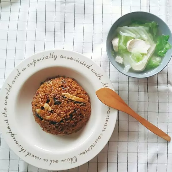 电饭煲香菇海鲜油饭