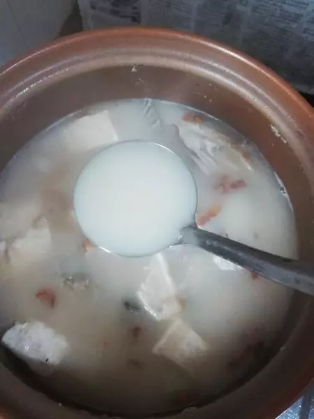 魚頭豆腐湯