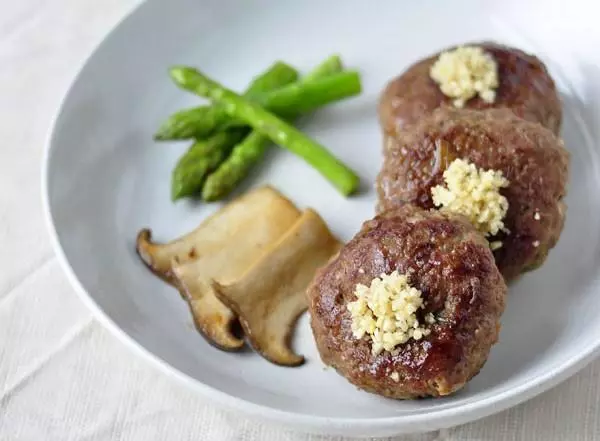 韓國料理——肉糜餅(떡갈비)