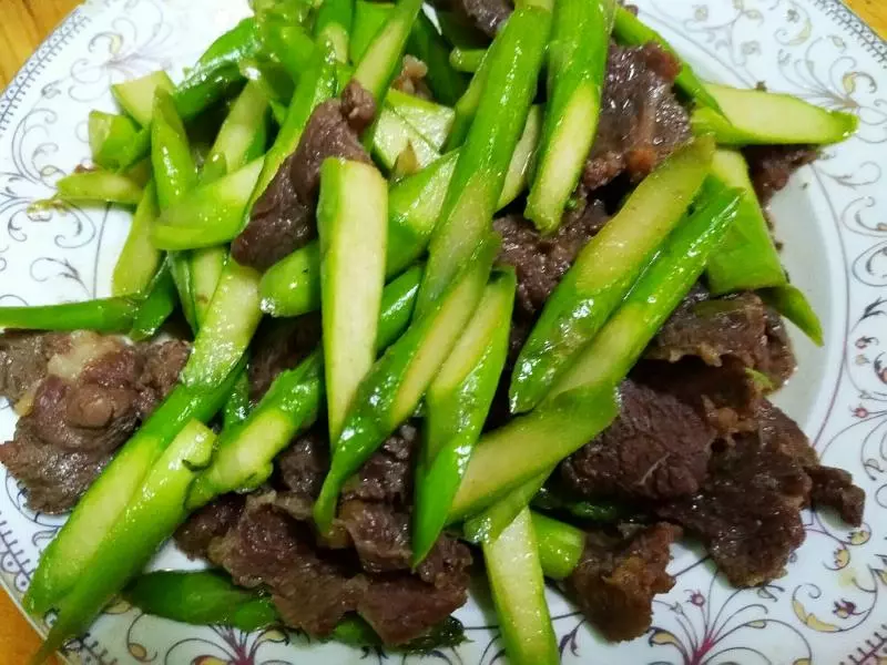 蘆筍炒牛肉