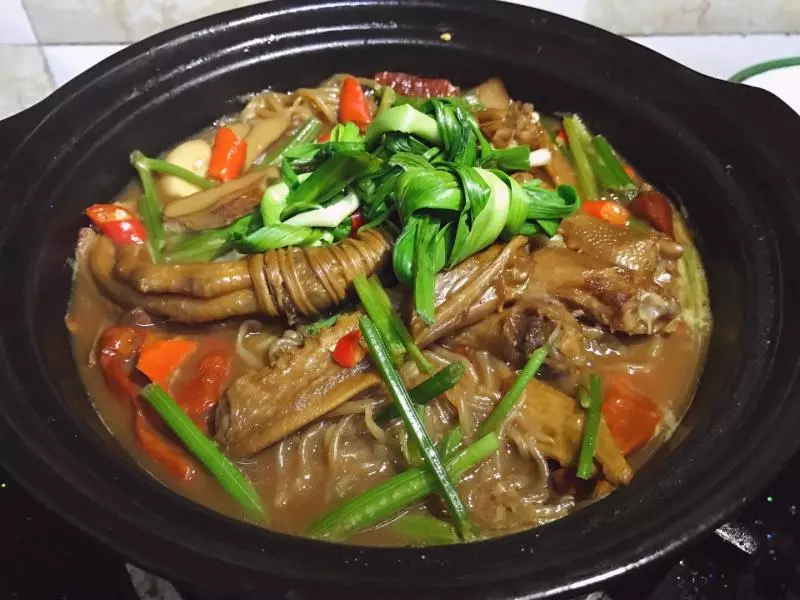 鸭脚煲