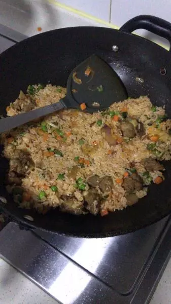 泡菜排骨炒饭