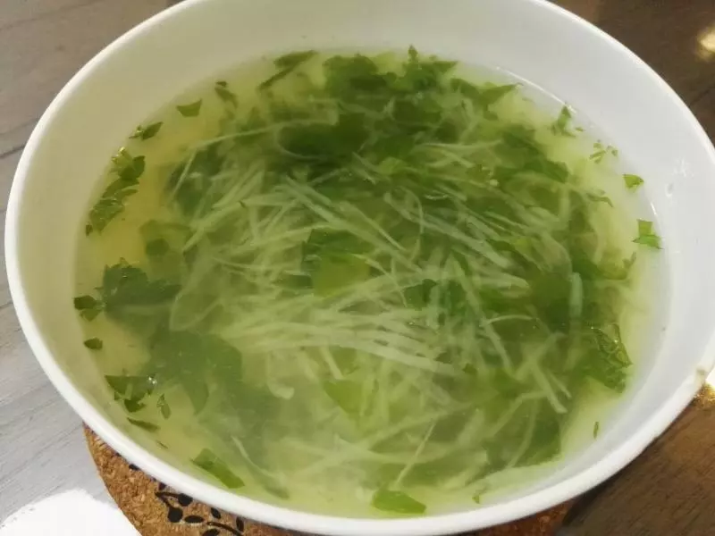 芹菜土豆汤