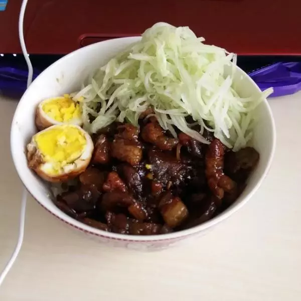 小郭卤肉饭