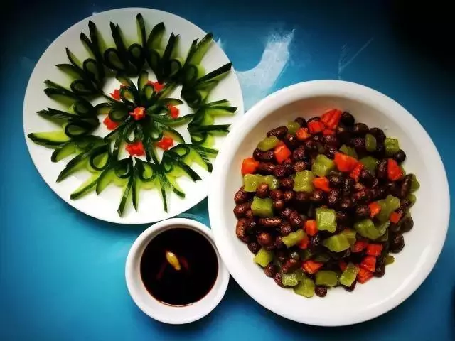 夏季凉拌简单一招丨生蘸黄瓜&amp;干炒山药蛋 · 圆满素食