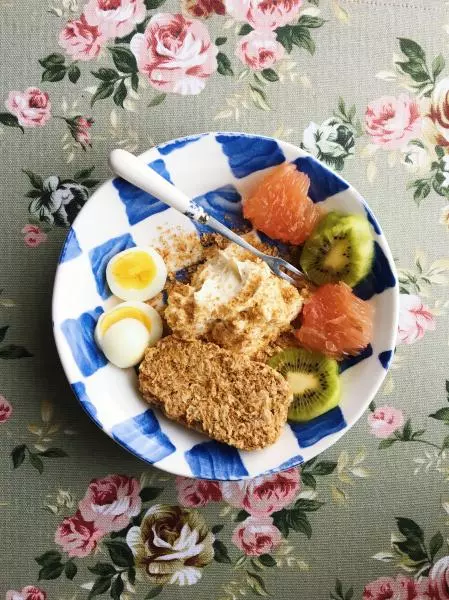 Greek Yogurt&amp;Weetabix希腊酸奶全麦饼