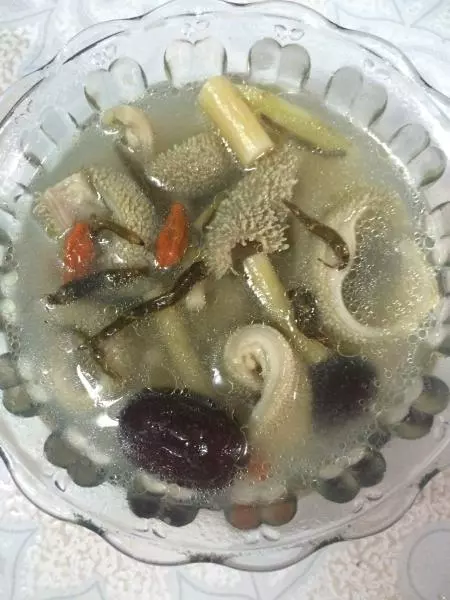 金霍斛羊雜湯