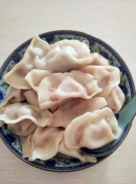 电饭锅煮速冻饺子