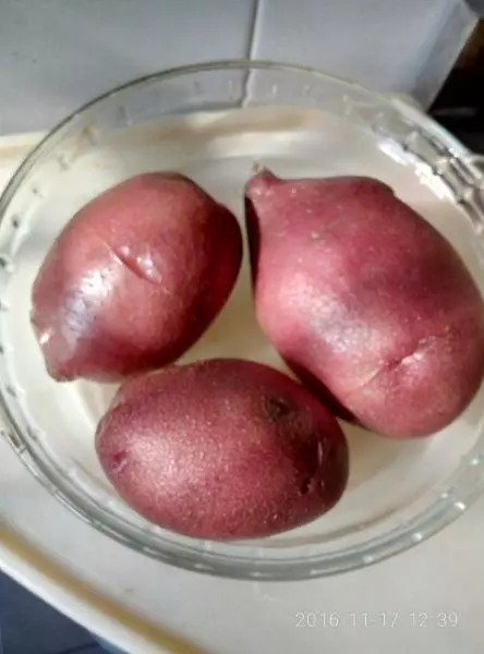 红土豆变身薯条?
