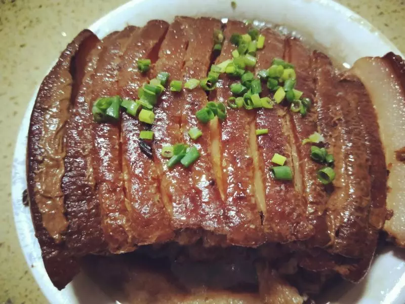 梅干扣肉