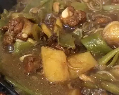 排骨豆角土豆燉粉條