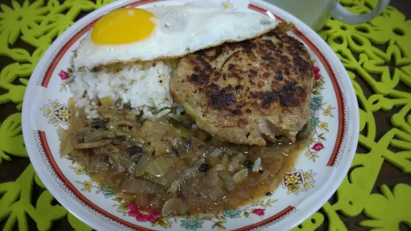 Loco Moco夏戚夷米饭汉堡