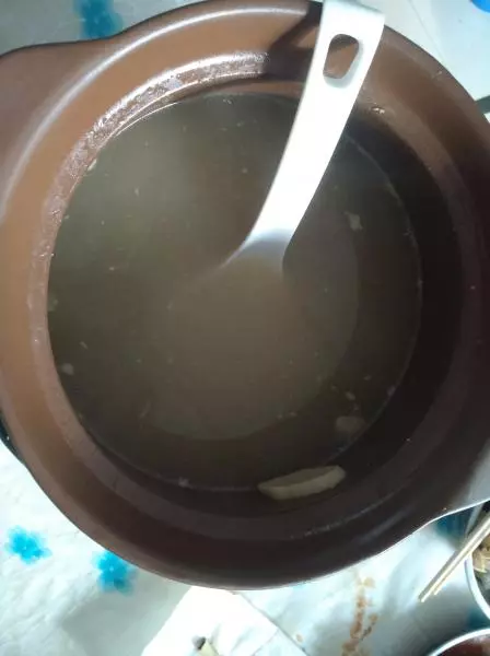 蘑菇燉雞湯