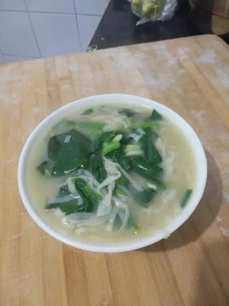 鸡汤手擀面