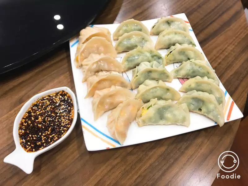 虾仁玉米香菇胡萝卜馅饺子