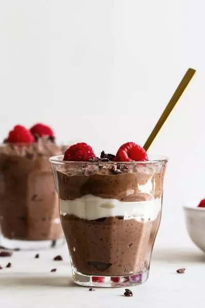 巧克力奇亚籽布丁CHOCOLATE CHIA PUDDING