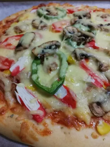 吞拿鱼蟹柳Pizza