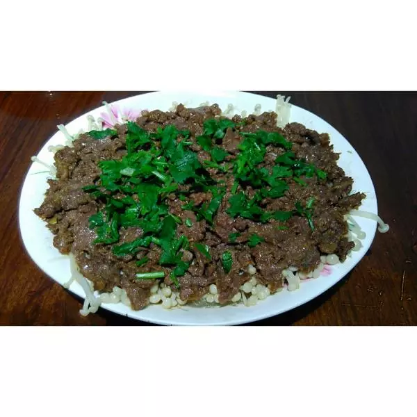 粉丝金针菇蒸牛肉