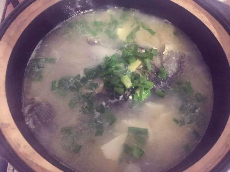 砂鍋鯽魚豆腐湯